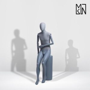 Мужской манекен сидячий CHANEL-03